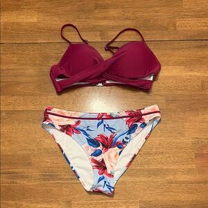 Cupshe Red and Blue Bikini Set with Tropical Floral Design